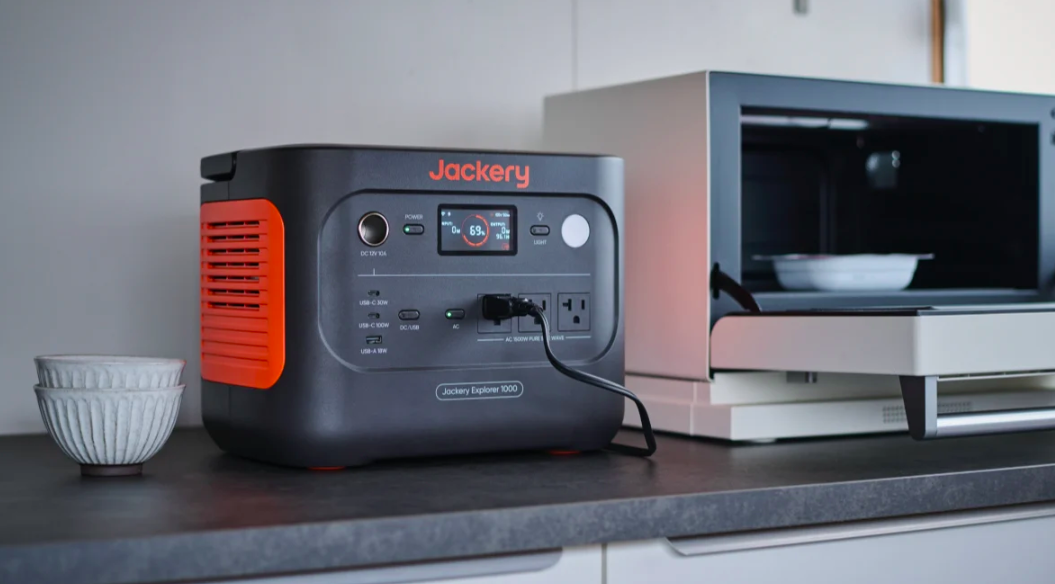 Jackery ポータブル電源 1000 Newの口コミ・評判は？実際に使って