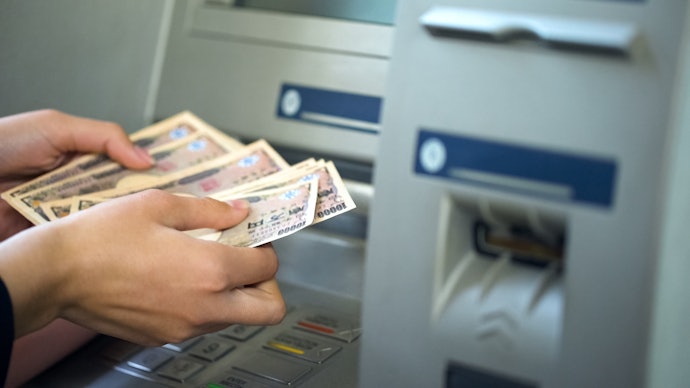 郵便局を利用している人は貯金担保自動貸付け