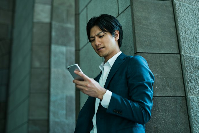 データ無制限プランがない