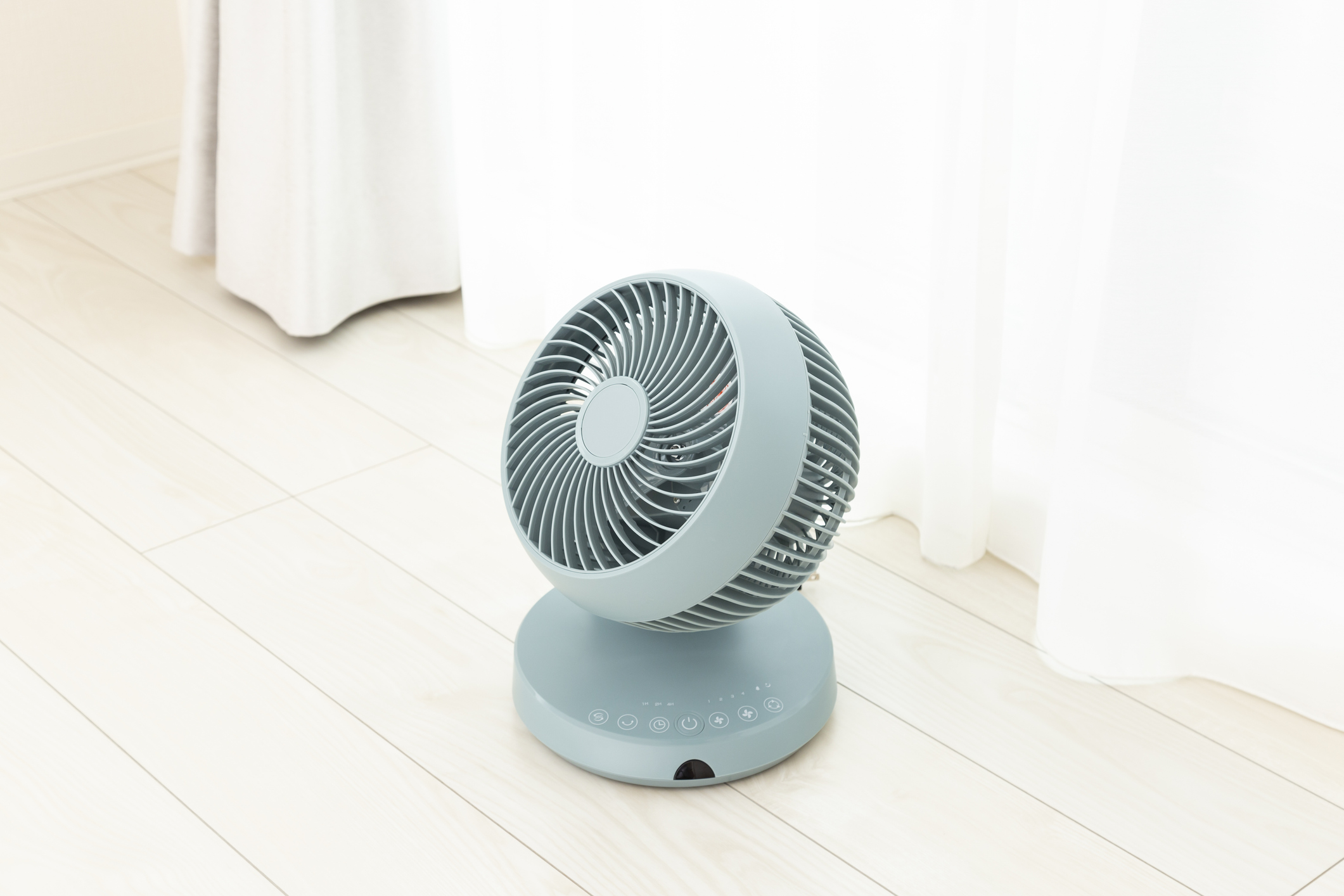 サーキュレーターの効果的な使い方は？節電術やエアコンと併用時の電気