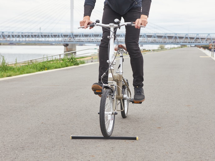 キャプテンスタッグ モンテ AL-FDB161 折りたたみ自転車を キャプテンスタッグ モンテ AL-FDB161 折りたたみ自転車を