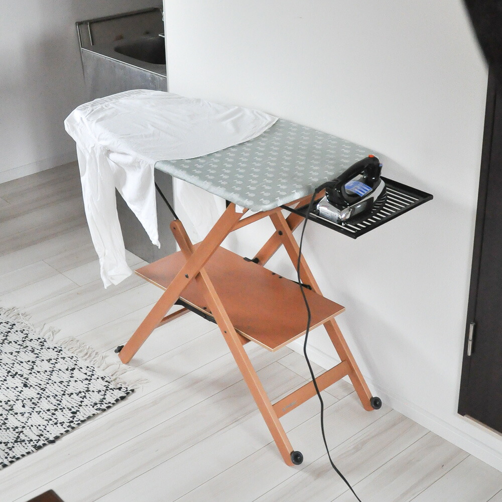 木製アイロン台 Amazon.co.jp : アイロン台、木製ハンガーの一時的な配置を備えた