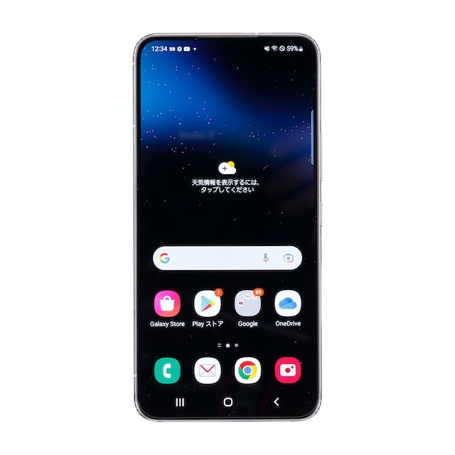 Galaxyシリーズのハイエンドモデル。カメラや処理性能を追求したコンパクトなスマホ