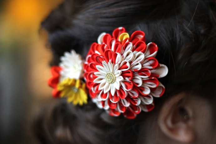 和装予定の花嫁さんは、和のヘッドアクセがあるかを確認しよう