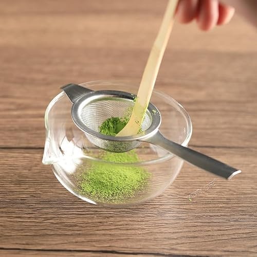 あると便利な茶杓・茶こしなども確認しよう