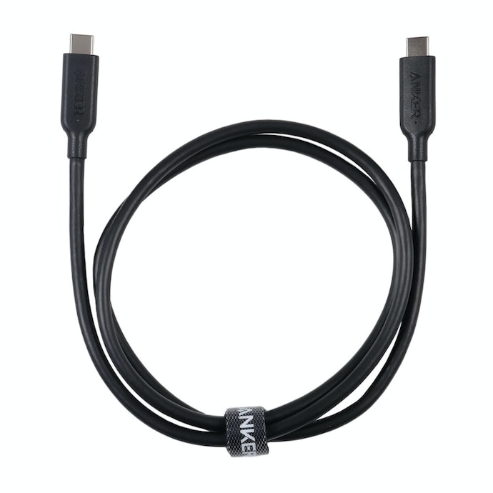 ディスプレイ出力したい人・データ転送速度を重視する人には、AnkerのPowerLine II USB-C & USB-C ケーブル A8485011がおすすめ