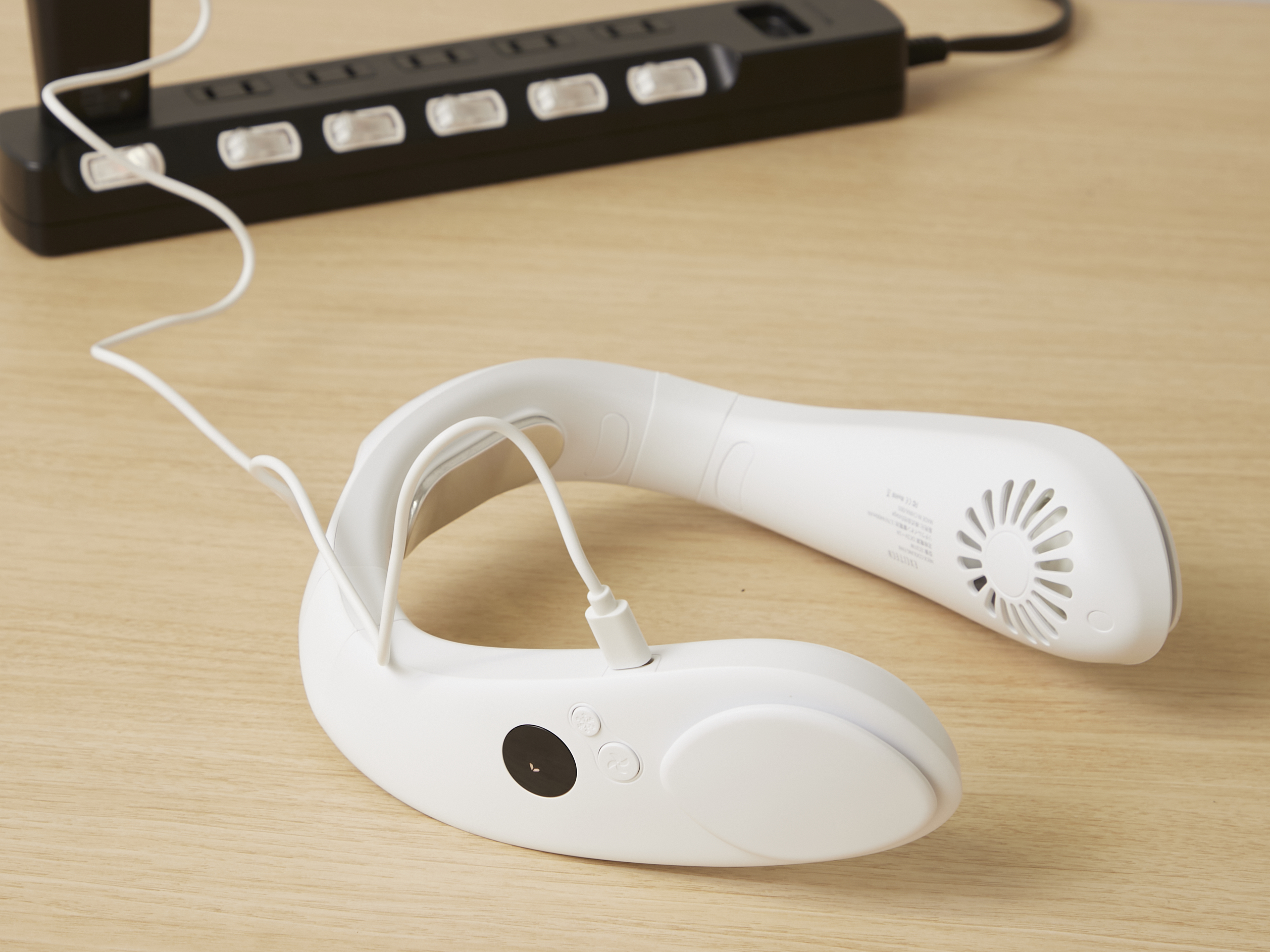 京セラインダストリアルツールズ KYOCERA モバイルネッククーラー