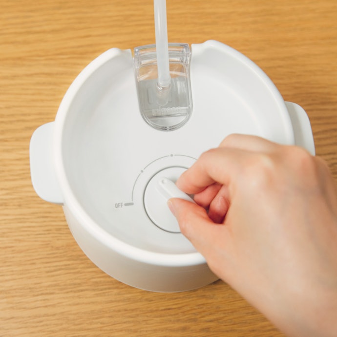 吸引力が調整できる電動据え置きタイプ。お手入れのしやすさにも配慮