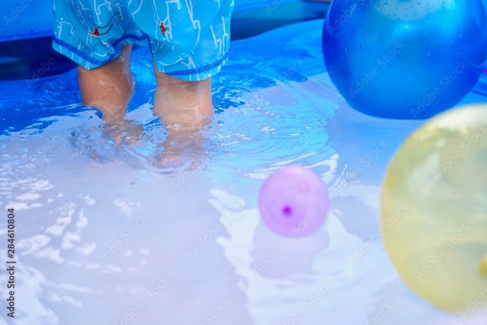 小さな子どもが使うなら、安全性や深さチェックして