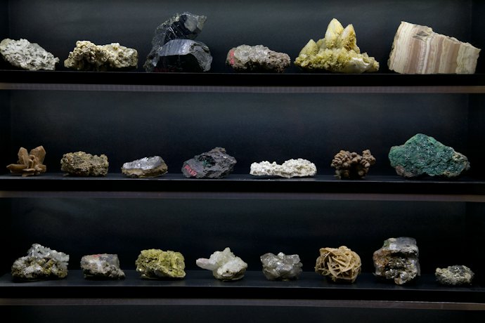 鉱物を手に入れたい方向け「鉱物展示即売会 ミネラルショー」