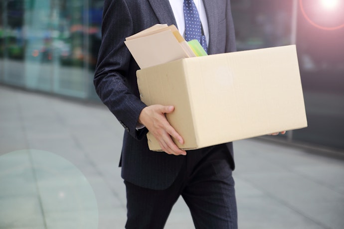 融資実行日前の転職は審査で不利になるので避けるべき