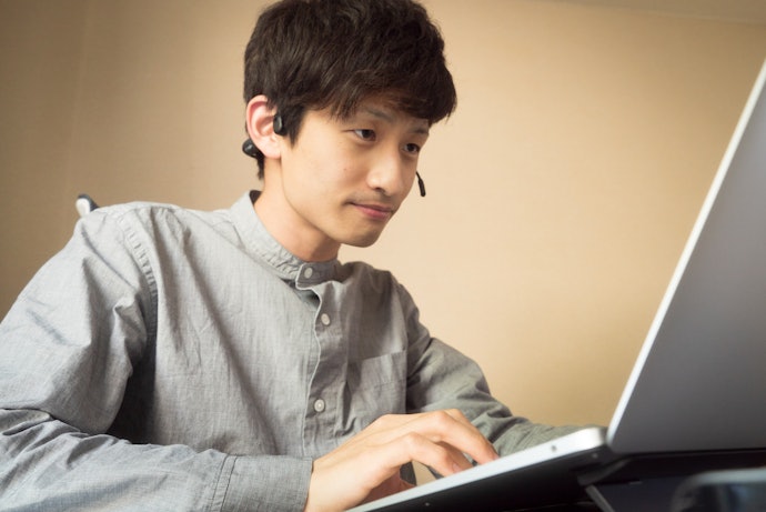 詐欺など犯罪目的の業者は存在する