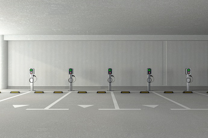 車での移動なら駐車場の有無を調べておこう