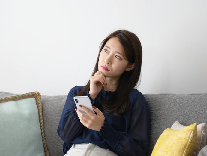 12か月以内の解約は契約解除料990〜1,100円