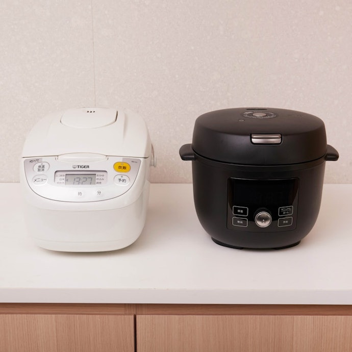 【未使用】タイガー TIGER COOKPOT COK-A220 ホワイト ab3610ee830110d89e546971f6a2a2