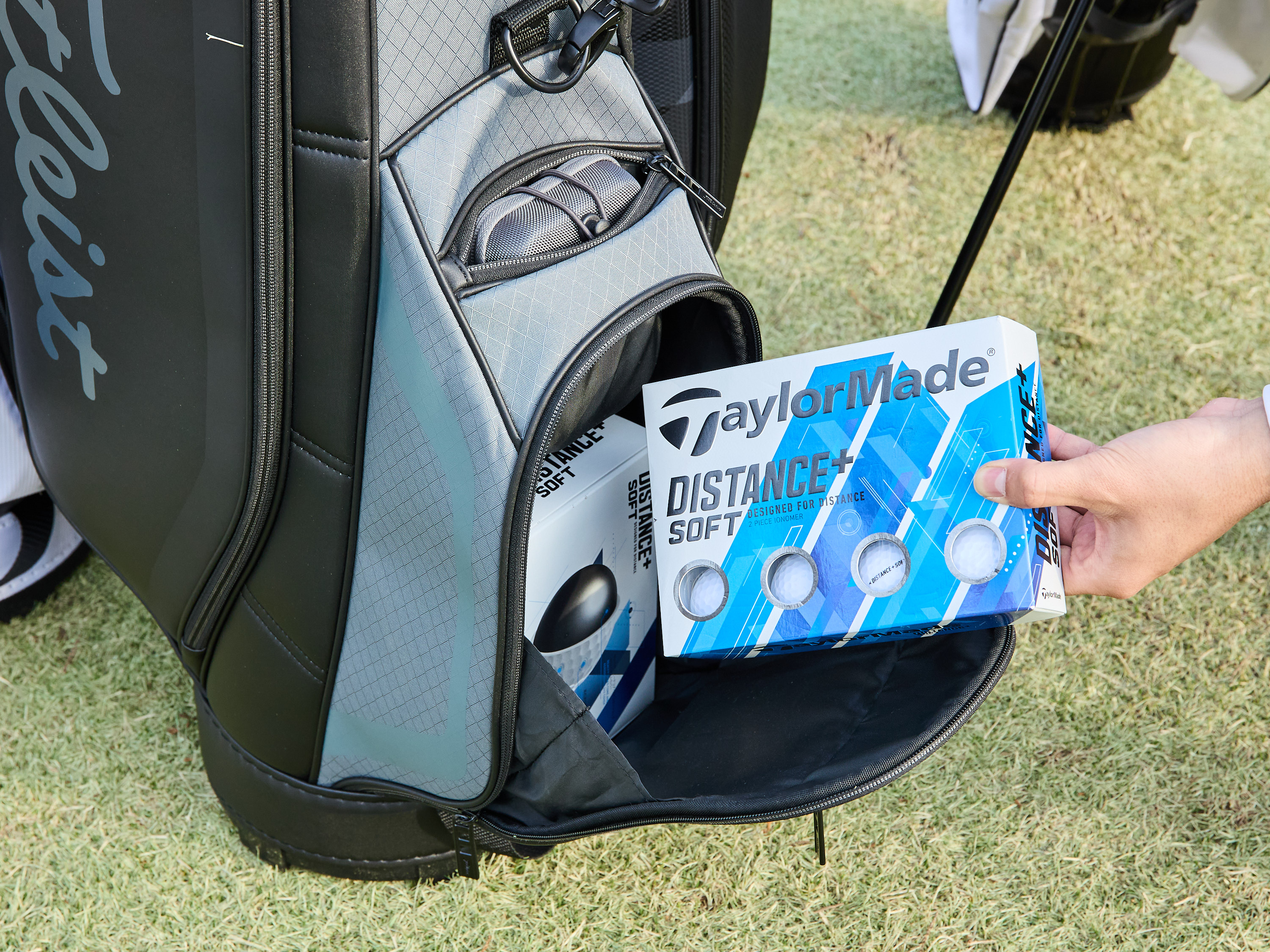 TITLEIST アスパイア キャディバッグ TB23ACBA-02を検証レビュー