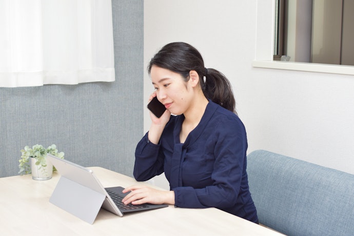 ①解約希望日の14日前までに、コンタクトセンターに電話する
