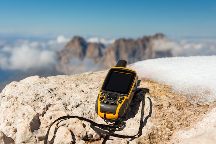 登山での使用がメインなら耐久性の高さにこだわろう