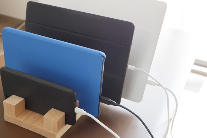 パソコンやタブレットの充電代とどれくらい違う?