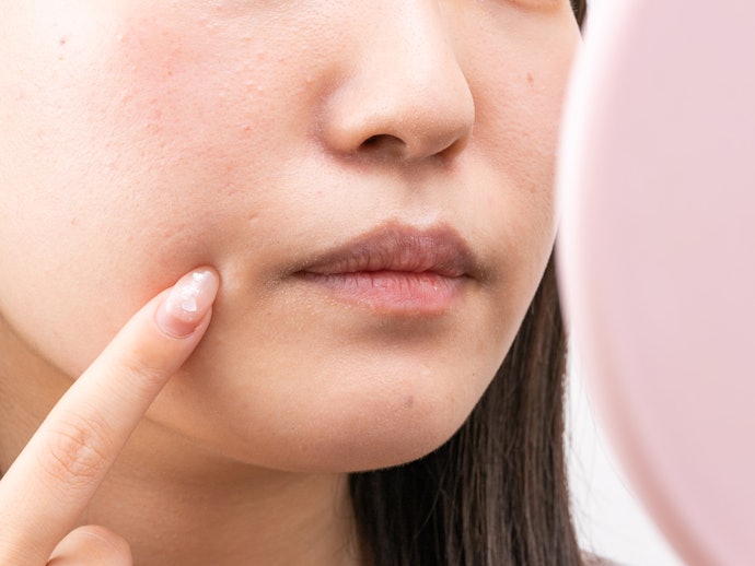 皮脂・乾燥の両方に強く崩れにくい。長時間メイクにもおすすめ