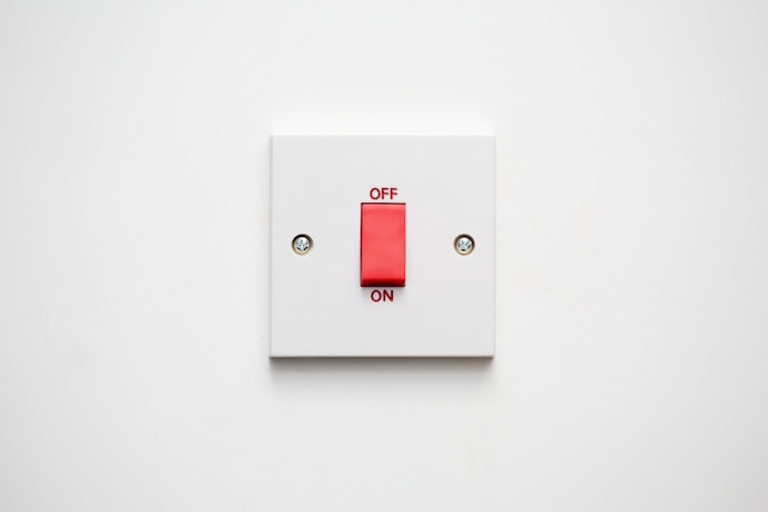 節電派には人感センサー付きのものがおすすめ。切り忘れに対応!