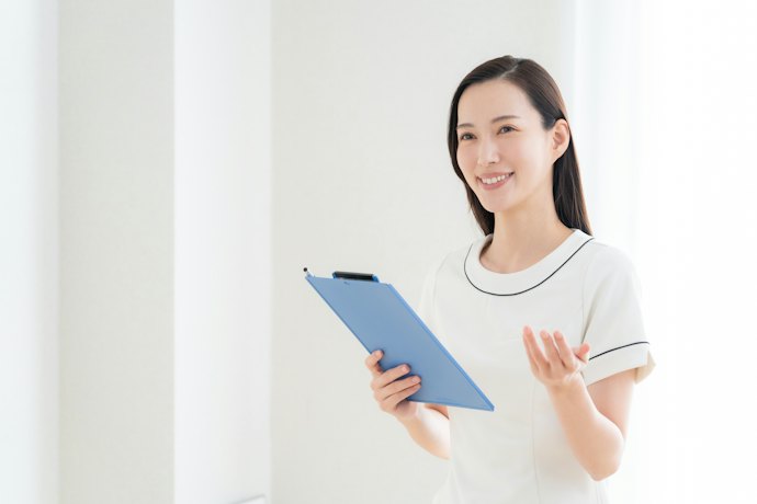 人件費や広告費を削減しているところは安い