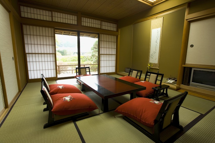 サービス|特別なスキルの必要性が低く誰でも挑戦しやすい