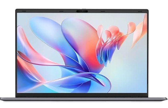 パソコンがあれば、スマホ・タブレットに比べてイラスト作成が格段に便利
