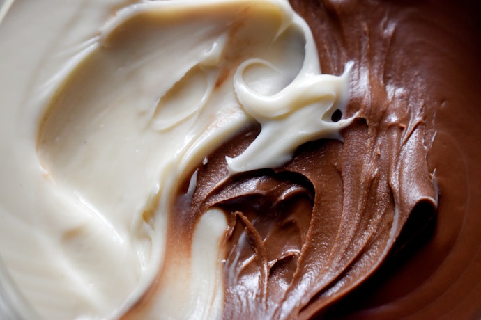 ベースになるチョコレートの種類にも注目してみよう