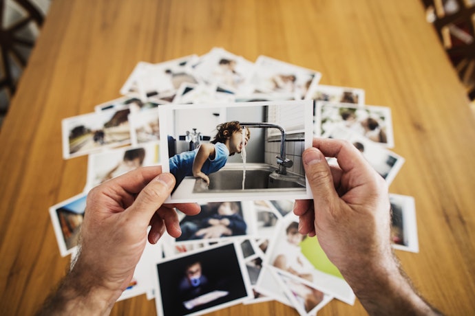 家族写真を使いたいなら、写真入りで印刷できるかチェック