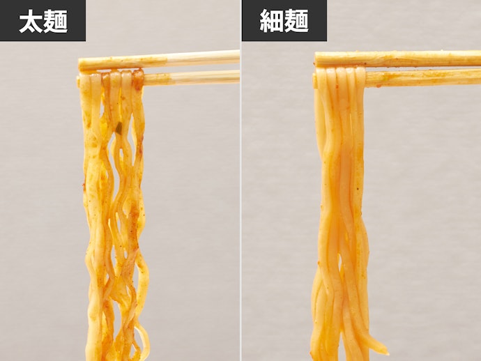 モチモチした太麺か、ツルツルすすれる細麺か