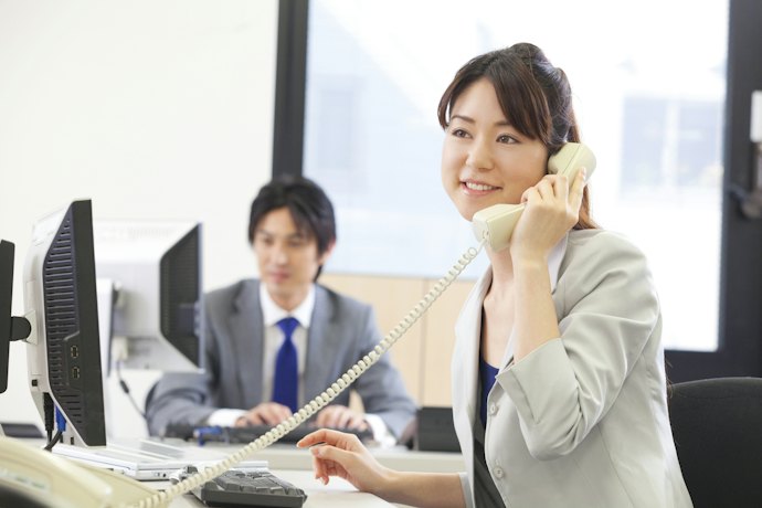 本人以外が対応してもOK!在籍がわかれば確認が完了
