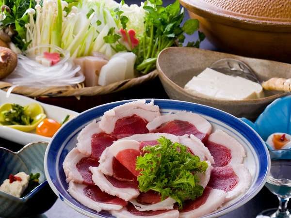 名水グルメも!地元の名物料理が食べられる宿がおすすめ