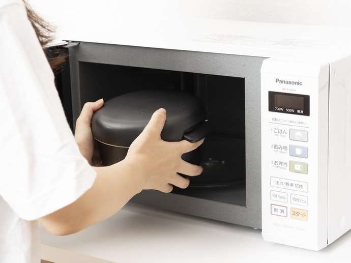 直火やオーブンに対応しているタイプは、調理器具としても使える