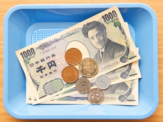 送料や振込手数料をチェック。キャンセル時の対応も確認して