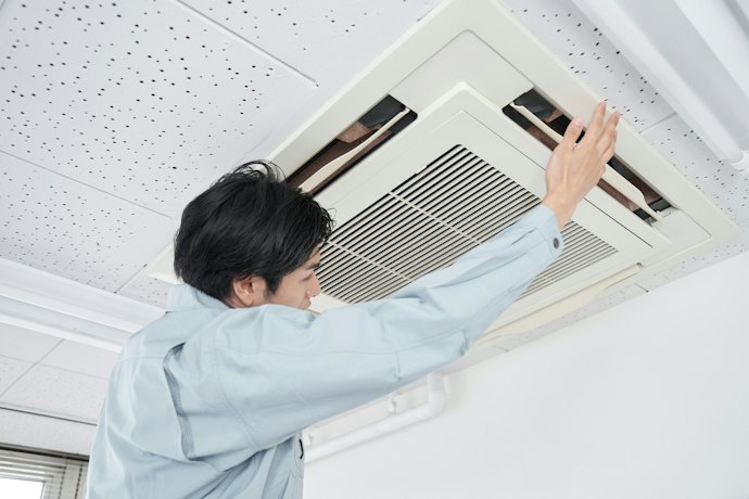 業務用エアコンの耐用年数は15年