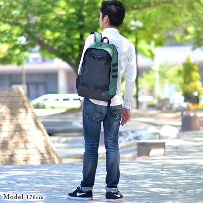 一番人気は黒。でも、豊富なカラーバリエーションにも注目!