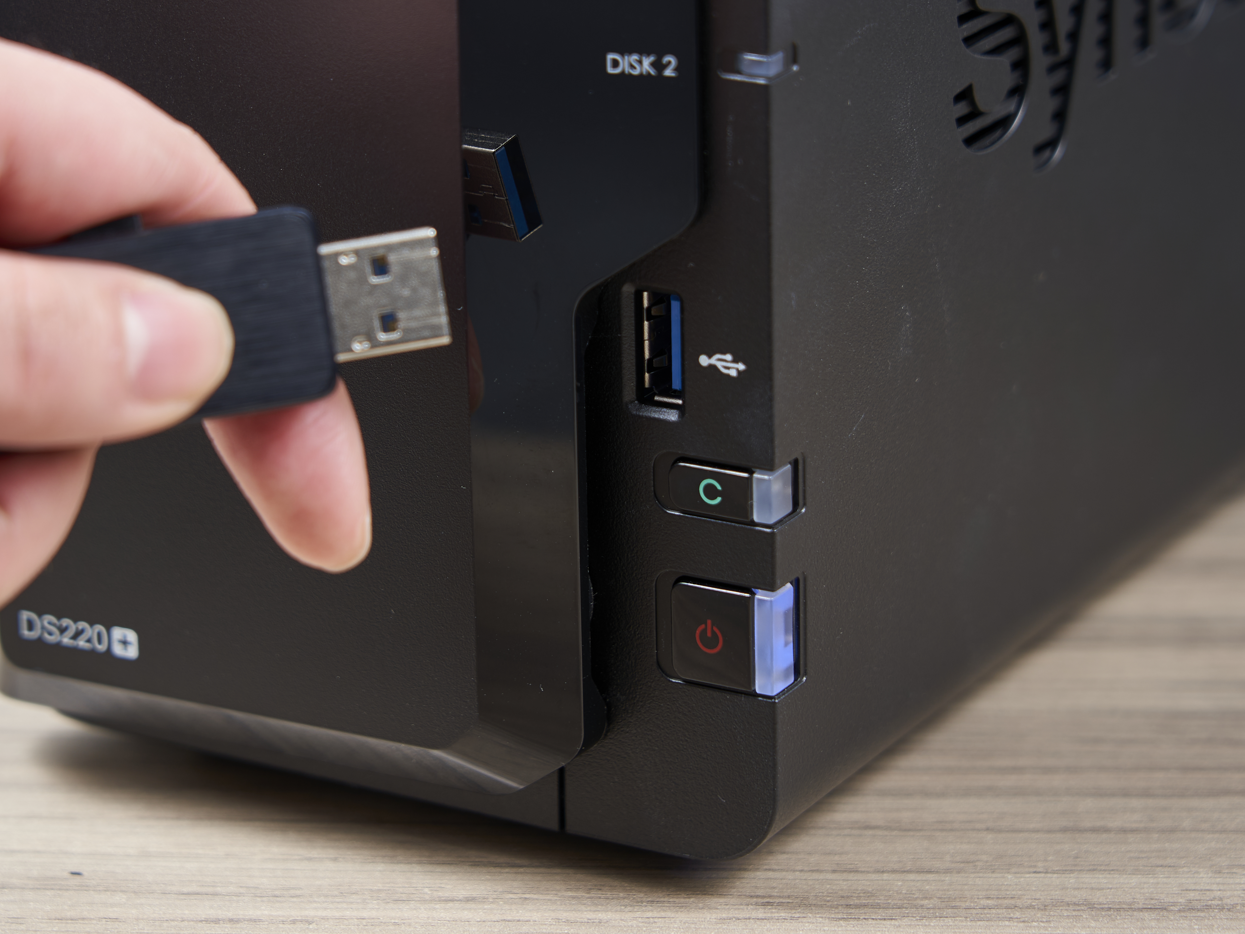 Synology DiskStation DS220+を検証レビュー！NASの選び方も紹介