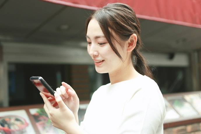 未成年で開設した口座は成人になったときに手続きが必要?