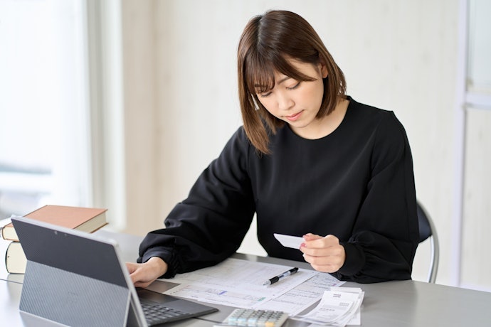他社のカードローンに申し込む