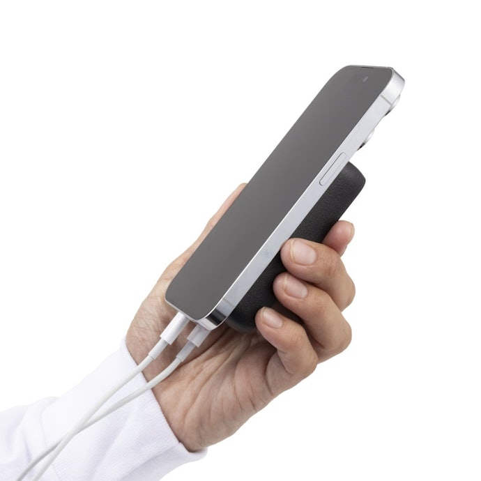 CIO SMARTCOBY Ex02 Wireless Charger(Magnet & Watch) plus Standの気になる点は?
