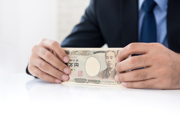 34歳の手取り月収は30万円前後