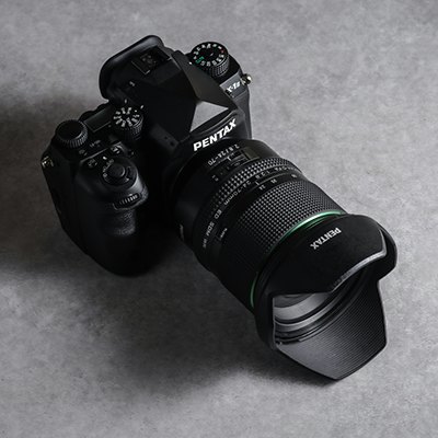 長時間撮影するなら、レンズも含めたボディの重さをチェック