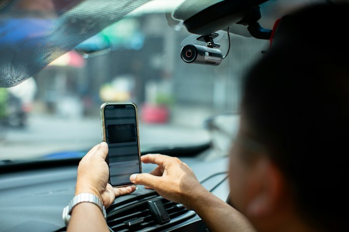 録画映像を手軽に確認・共有したい人には、スマホ連携機能や通信機能付きがベター
