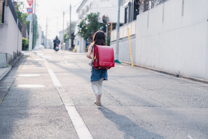 子ども・高齢者の見守りなら、移動履歴の確認や複数人で共有できるものに注目