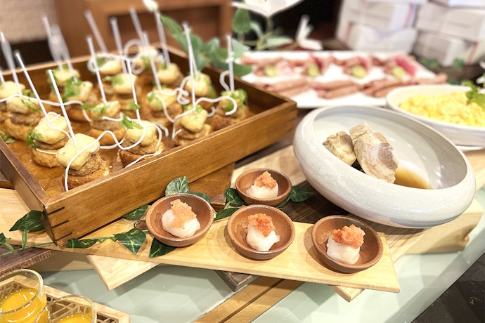 時間に余裕があるなら朝食つきのプランをチョイスしよう