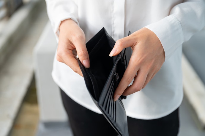世帯年収が低すぎる。生活保護受給者は対象外