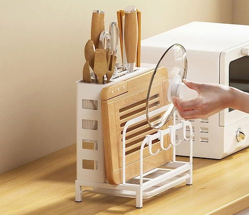 キッチンツール収納やチャイルドロックなど、必要な機能は要チェック