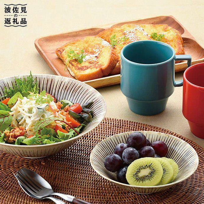 何点の食器がセットになっているかチェック