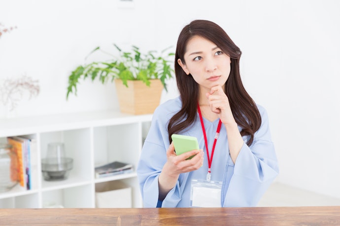 審査結果が来ないときは発行状況を確認しよう